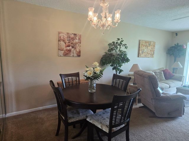 135 LAKE MERYL Drive, West Palm Beach, FL 33411