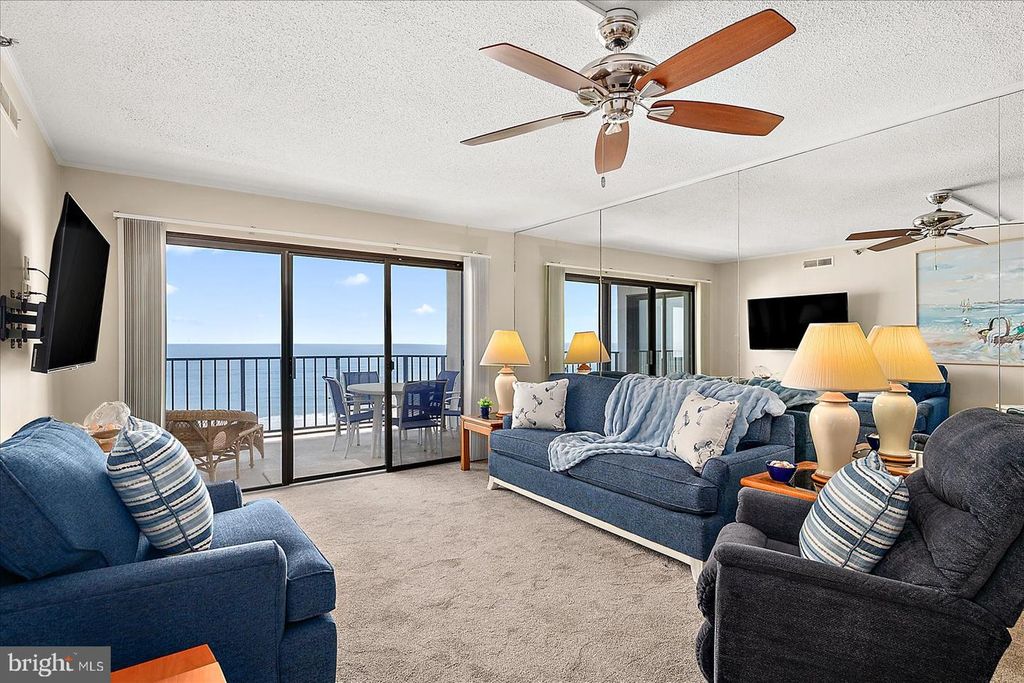 Image 10 of property listing at 9800 COASTAL HWY #607, Ocean City, MD 21842