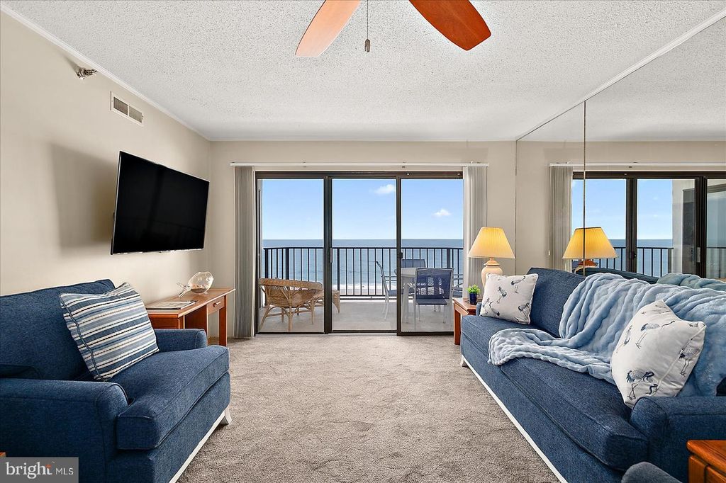 Image 11 of property listing at 9800 COASTAL HWY #607, Ocean City, MD 21842