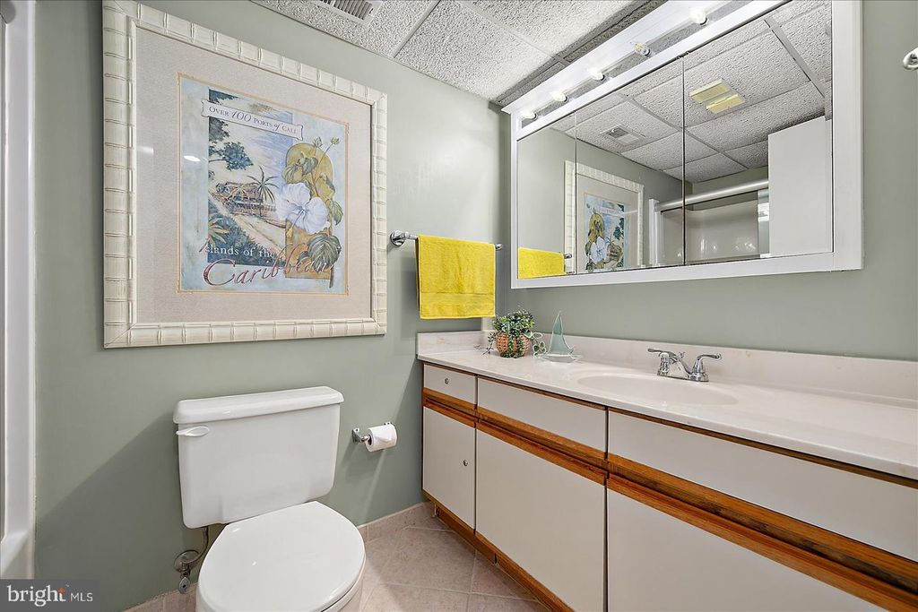 Image 28 of property listing at 9800 COASTAL HWY #607, Ocean City, MD 21842