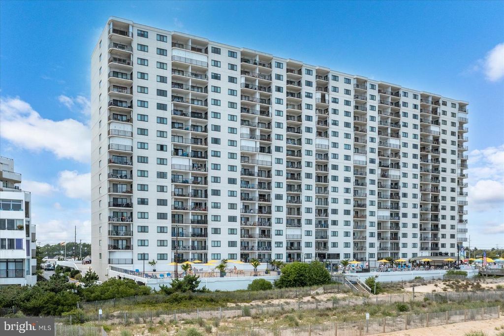 Image 3 of property listing at 9800 COASTAL HWY #607, Ocean City, MD 21842