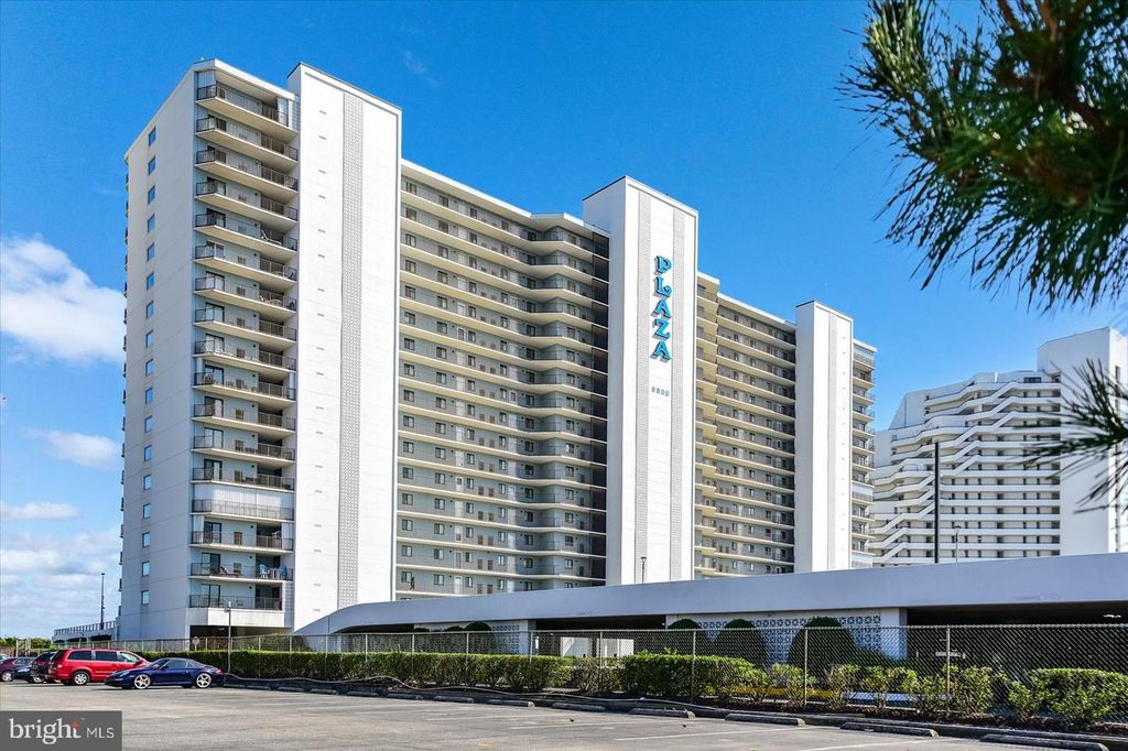 Image 4 of property listing at 9800 COASTAL HWY #607, Ocean City, MD 21842