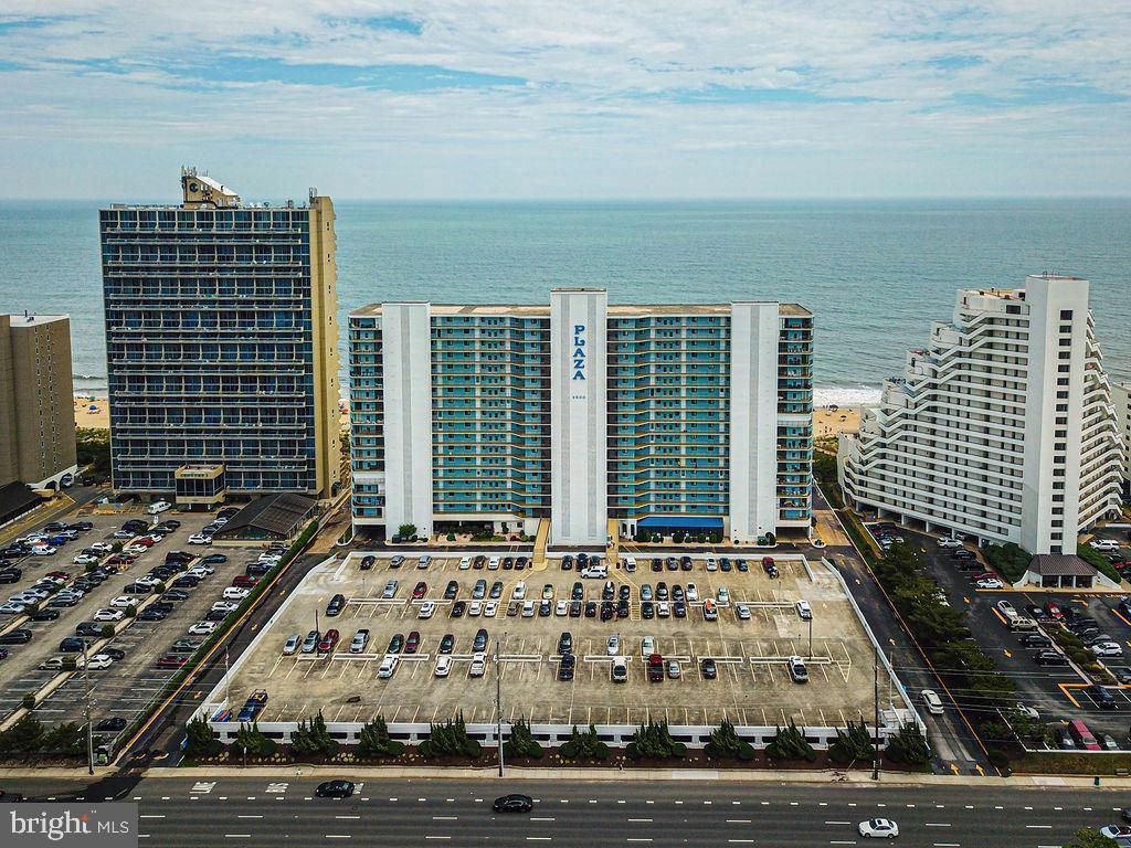 Image 5 of property listing at 9800 COASTAL HWY #607, Ocean City, MD 21842