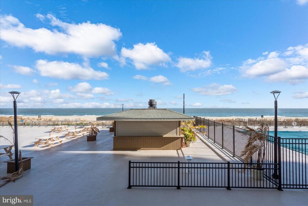 Image 63 of property listing at 9800 COASTAL HWY #607, Ocean City, MD 21842