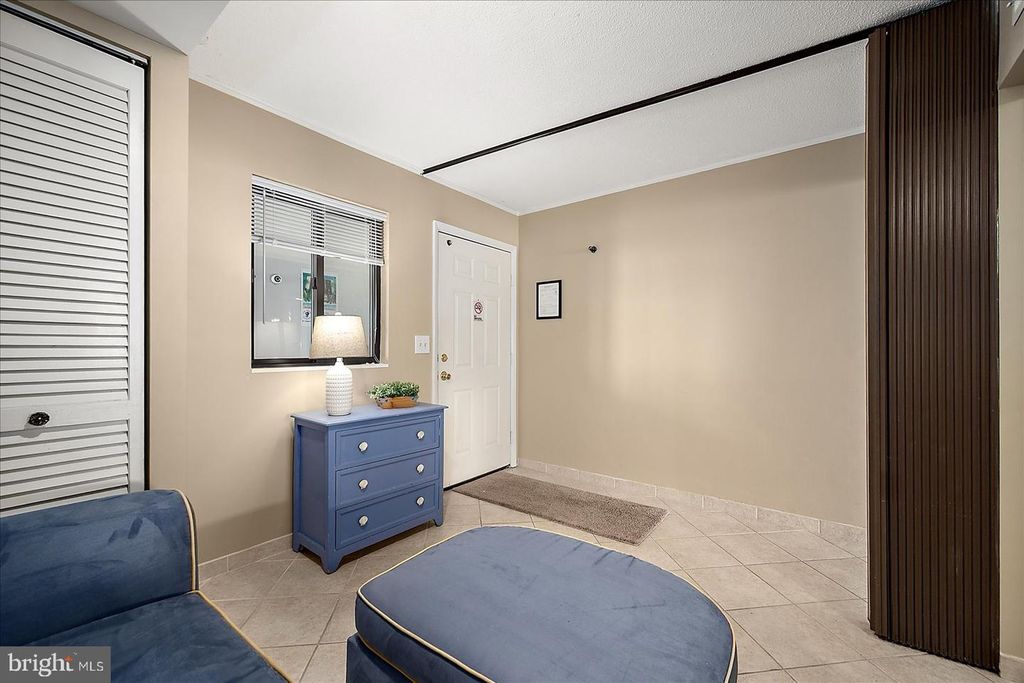 Image 7 of property listing at 9800 COASTAL HWY #607, Ocean City, MD 21842