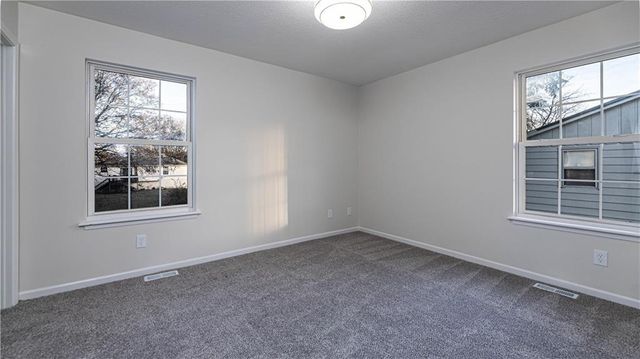 16207 Terry Avenue, Belton, MO 64012