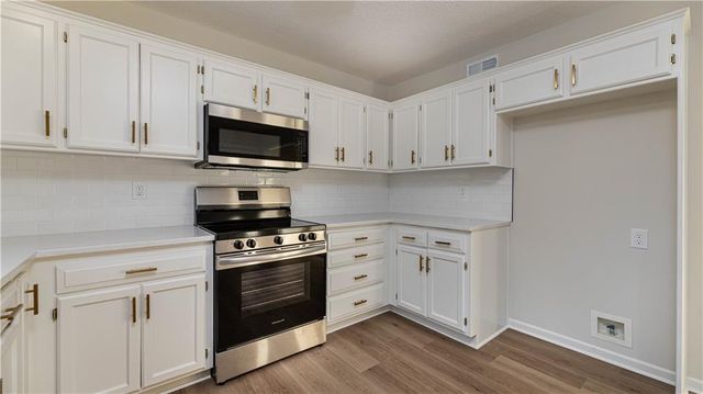 16207 Terry Avenue, Belton, MO 64012