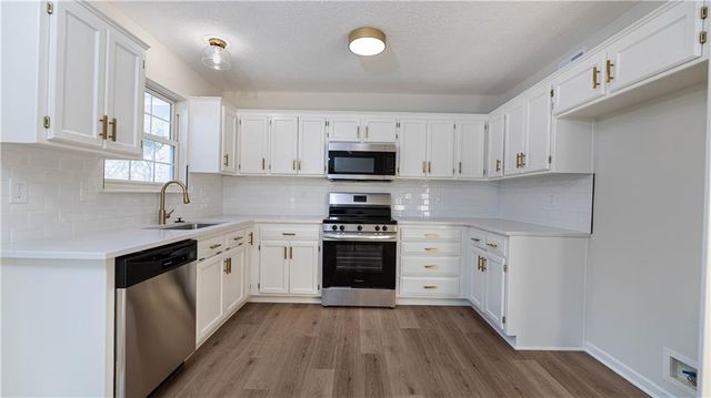 16207 Terry Avenue, Belton, MO 64012