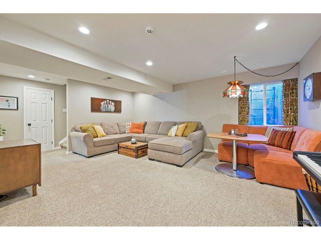 8313 Coors Ct, Arvada, CO 80005