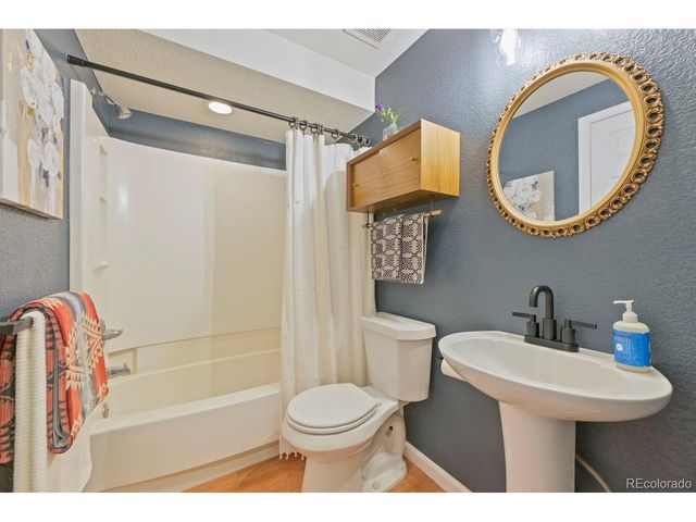 8313 Coors Ct, Arvada, CO 80005