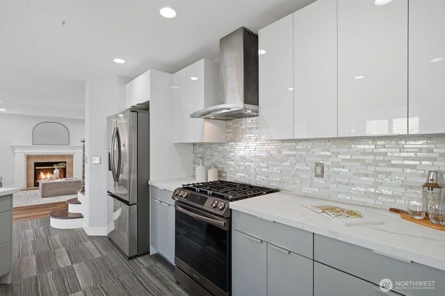 1309 231st Ave Se, Sammamish, WA 98075