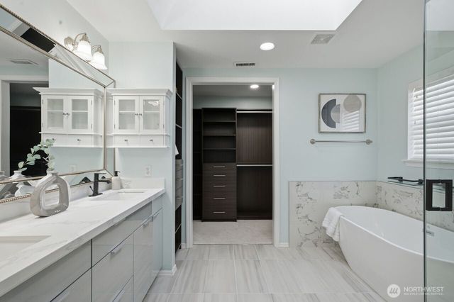 1309 231st Ave Se, Sammamish, WA 98075