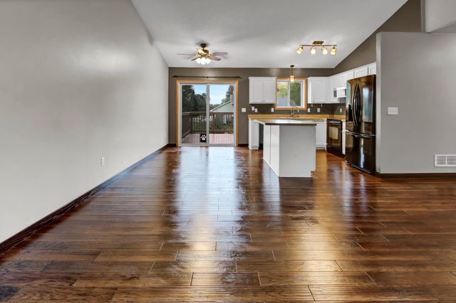 12966 8th Avenue S, Zimmerman, MN 55398