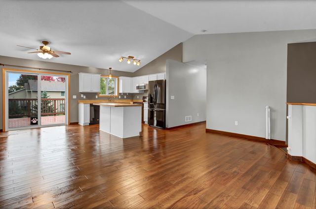 12966 8th Avenue S, Zimmerman, MN 55398