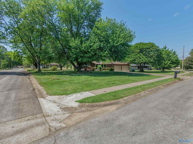 505 Bellingrath Drive SW, Huntsville, AL 35802