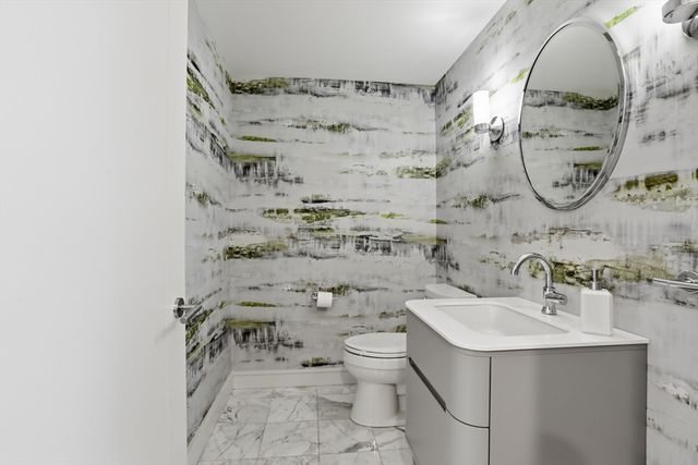 2 Battery Wharf 2302, Boston, MA 02109