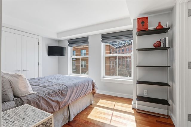 2 Battery Wharf 2302, Boston, MA 02109
