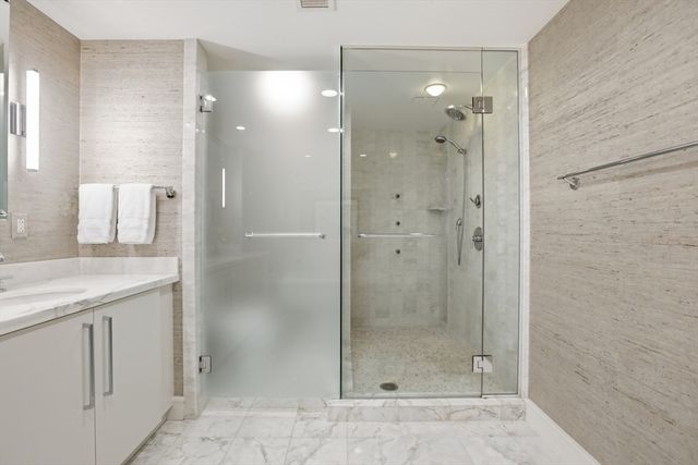 2 Battery Wharf 2302, Boston, MA 02109