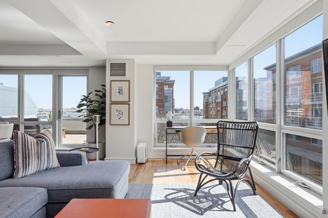 2 Battery Wharf 2302, Boston, MA 02109