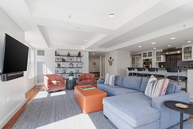 2 Battery Wharf 2302, Boston, MA 02109