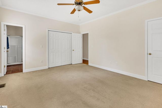 125 Lake Robinson Pointe, Greer, SC 29651