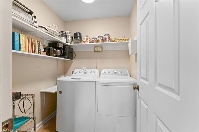 154 Meadowview Road, Mocksville, NC 27028