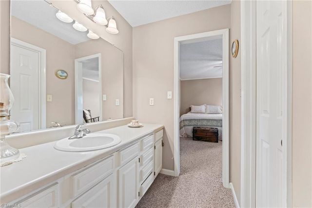 154 Meadowview Road, Mocksville, NC 27028