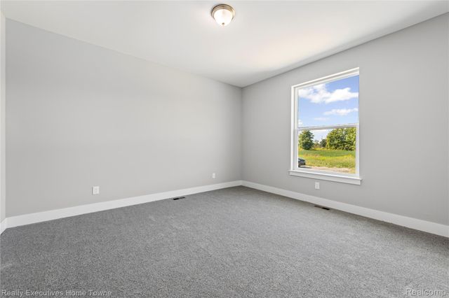 7082 SPRINGBORN Road, China Township, MI 48054