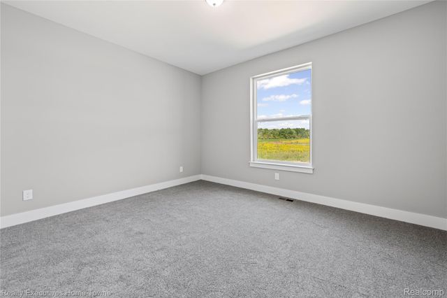 7082 SPRINGBORN Road, China Township, MI 48054