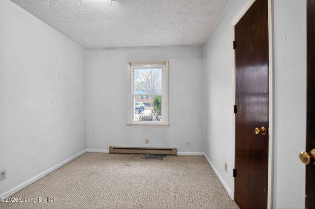 115 Coolbrook Dr, Frankfort, KY 40601