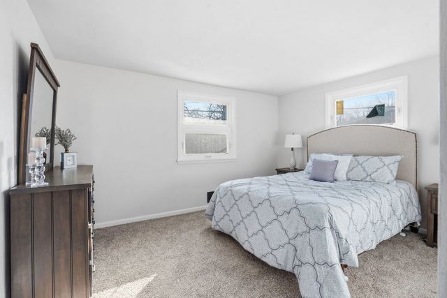1519 Parklane Drive, Bettendorf, IA 52722