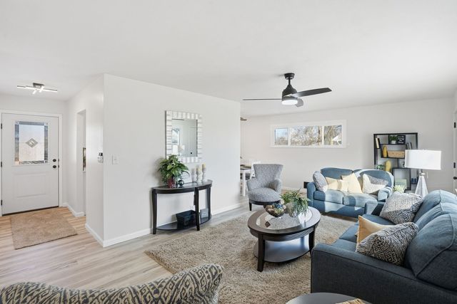 1519 Parklane Drive, Bettendorf, IA 52722