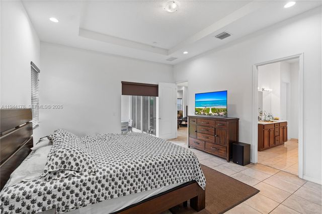 15102 SW 177th Ter, Miami, FL 33187