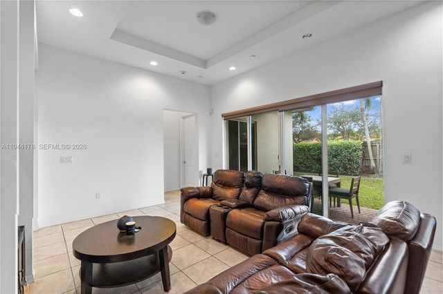 15102 SW 177th Ter, Miami, FL 33187