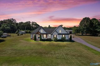 2310 Nance Ford Road, Hartselle, AL 35640
