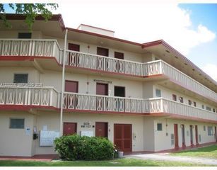 5420 NW 11th Street 205, Plantation, FL 33313