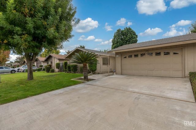 517 New Stine Road, Bakersfield, CA 93309