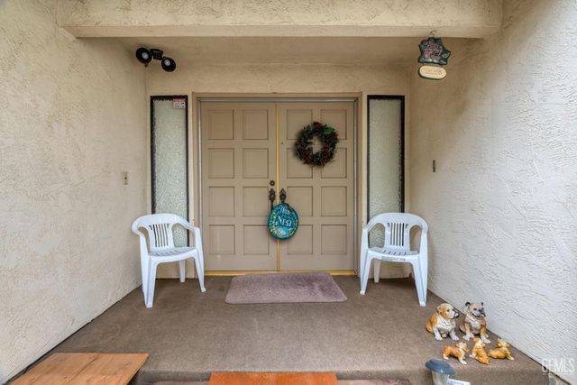 517 New Stine Road, Bakersfield, CA 93309