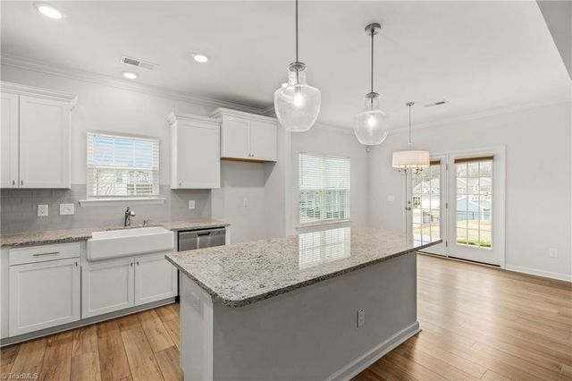 6231 Finch Meadow Court, Clemmons, NC 27012