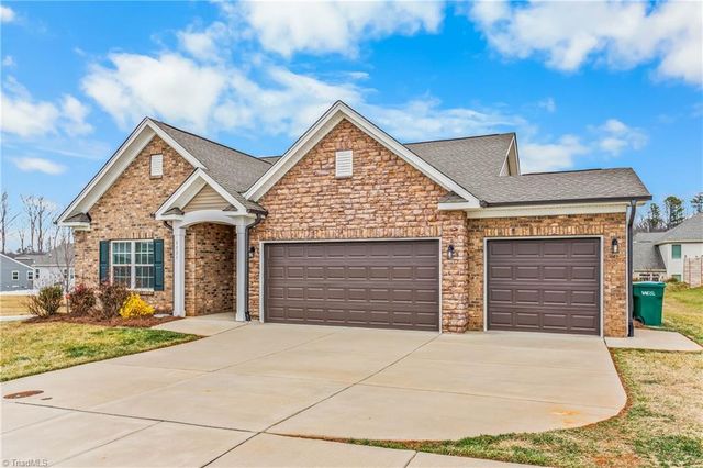 6231 Finch Meadow Court, Clemmons, NC 27012