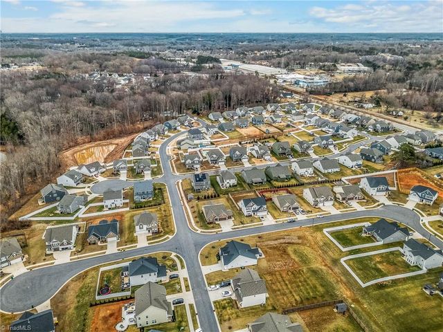 6231 Finch Meadow Court, Clemmons, NC 27012