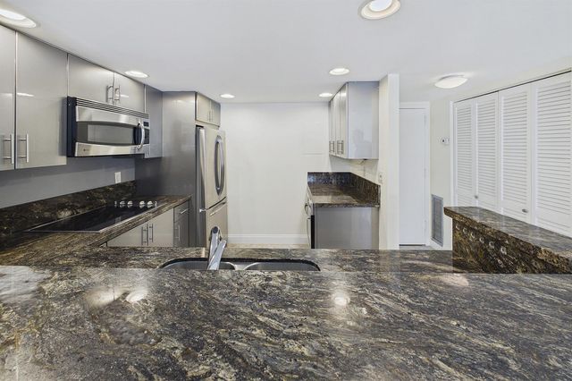 1800 N ANDREWS Avenue N 2A, Fort Lauderdale, FL 33311