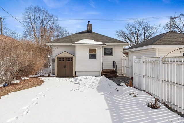 2212 16th STREET S, La Crosse, WI 54601