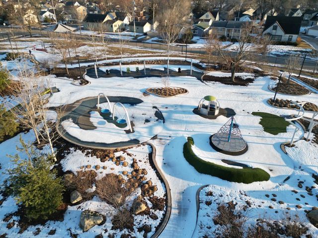 2212 16th STREET S, La Crosse, WI 54601