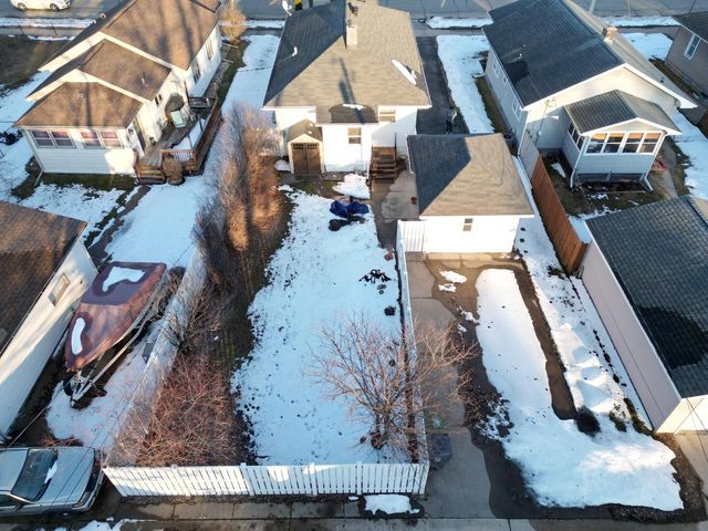 2212 16th STREET S, La Crosse, WI 54601