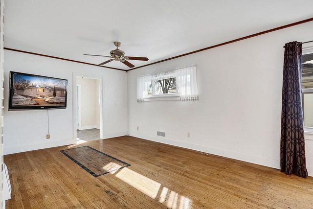 2212 16th STREET S, La Crosse, WI 54601