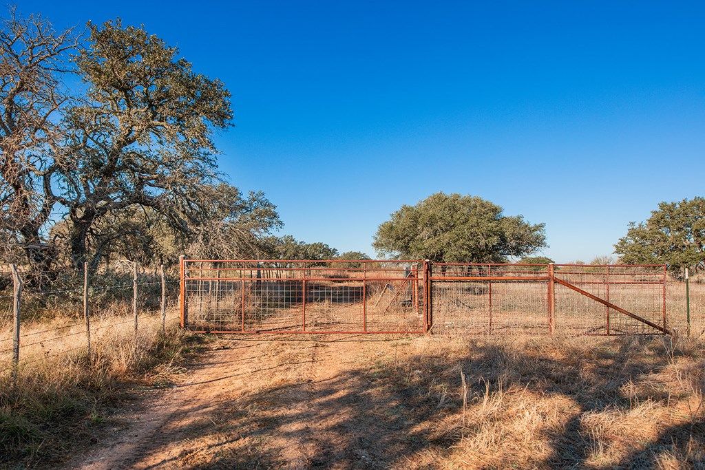 Image 30 of property listing at 8536 W FM 1222, Mason, TX 76856