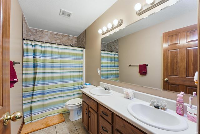 12706 Crystal Creek Parkway, Fort Wayne, IN 46845