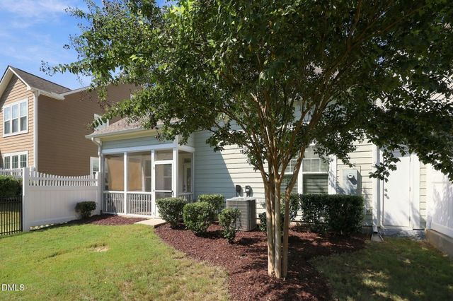 419 Hopwood Way, Apex, NC 27523