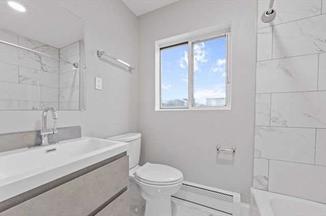 181 School St 10, Waltham, MA 02451